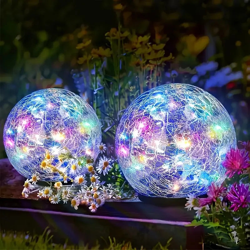 GardenNova - Abends wirkt dein Garten wie ausgestorben